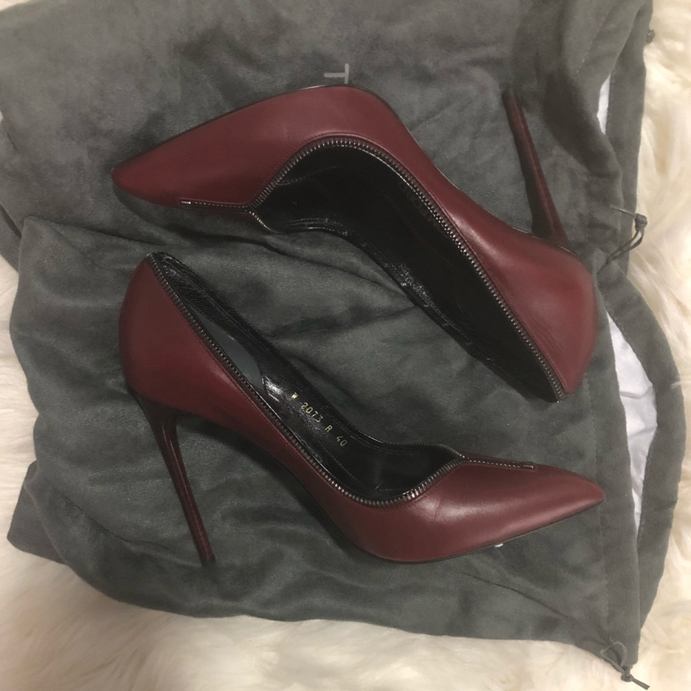Burgundy Tom Ford Heels